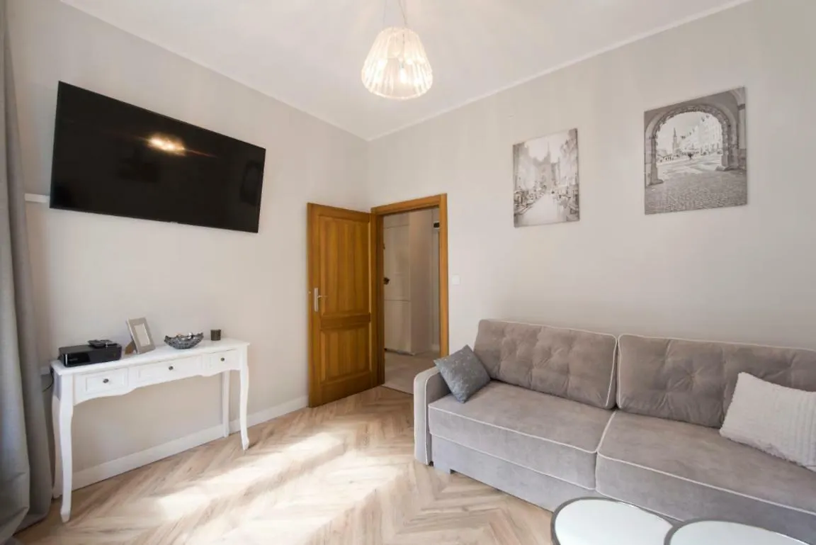Dluga Street Apartment Near Neptun Gdansk Poland